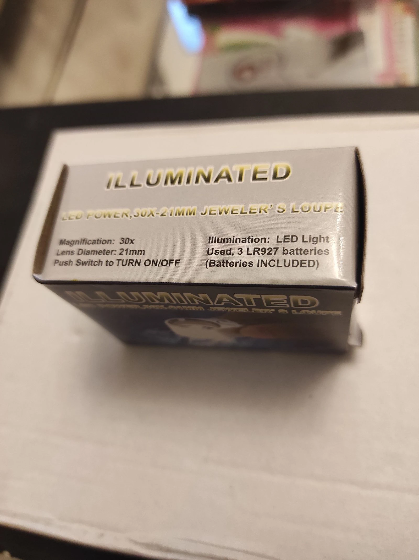 Lupa de bolso metálica com LED para joalheiros ou colecionadores 30x21mm. – photo 4